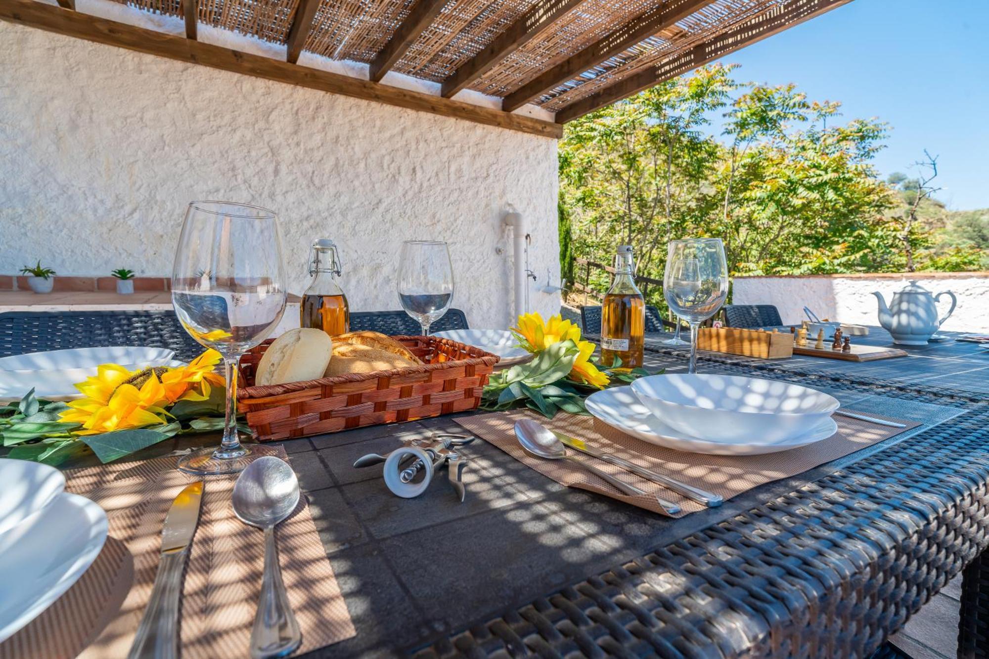 Complejo Rural El Mirador Guest House Malaga Exterior photo